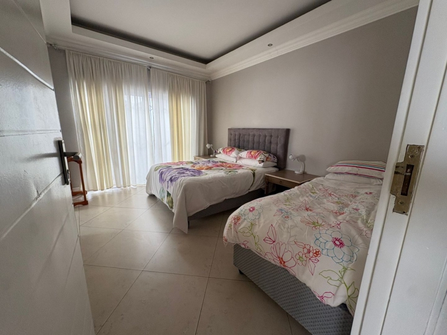 To Let 2 Bedroom Property for Rent in Camps Bay Western Cape